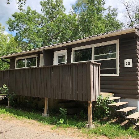 Kenosee Inn & Cabins Kenosee Park Exterior photo