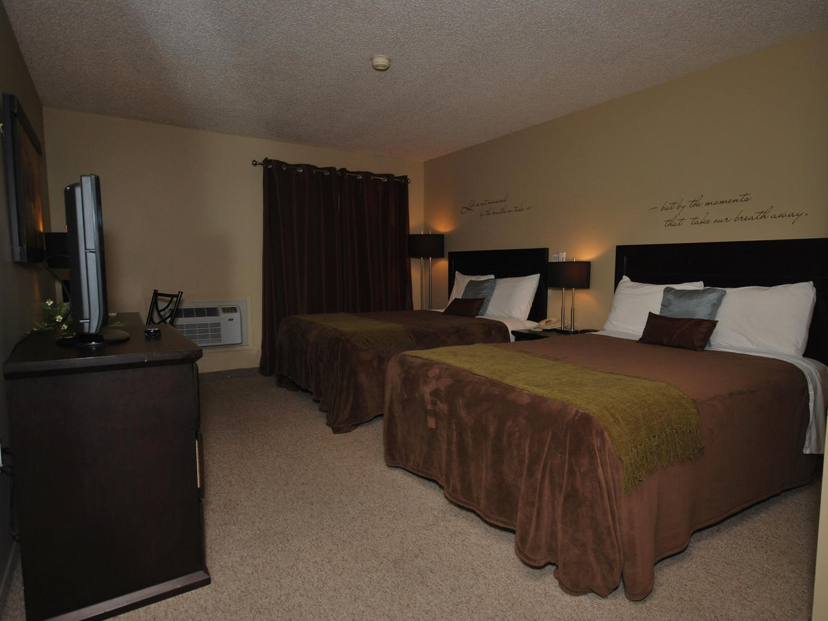 Kenosee Inn & Cabins Kenosee Park Room photo