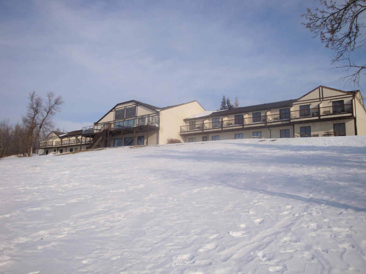 Kenosee Inn & Cabins Kenosee Park Exterior photo