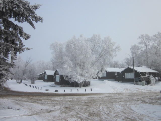 Kenosee Inn & Cabins Kenosee Park Exterior photo