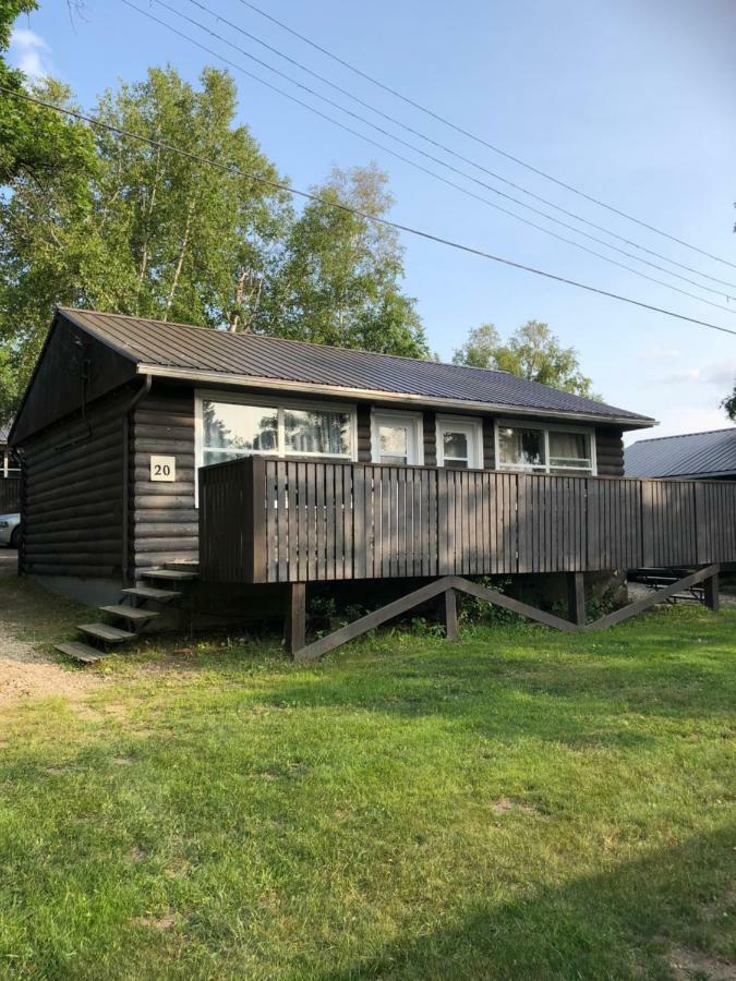 Kenosee Inn & Cabins Kenosee Park Exterior photo